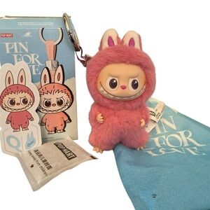POP MART The Monsters Pin for Love Labubu /Keychain Confirmed “Q” NWOT